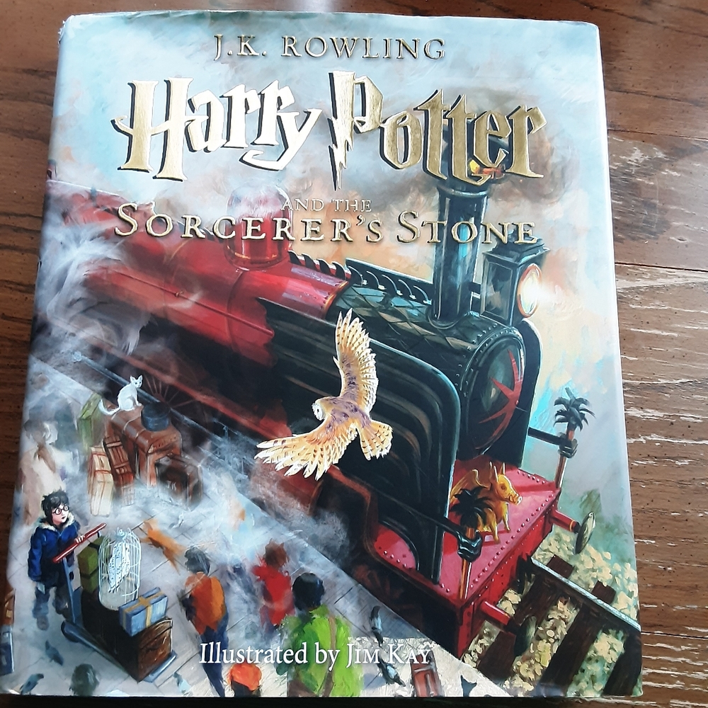 Harry Potter and the Sorcerer's Stone. (Hard Copy)